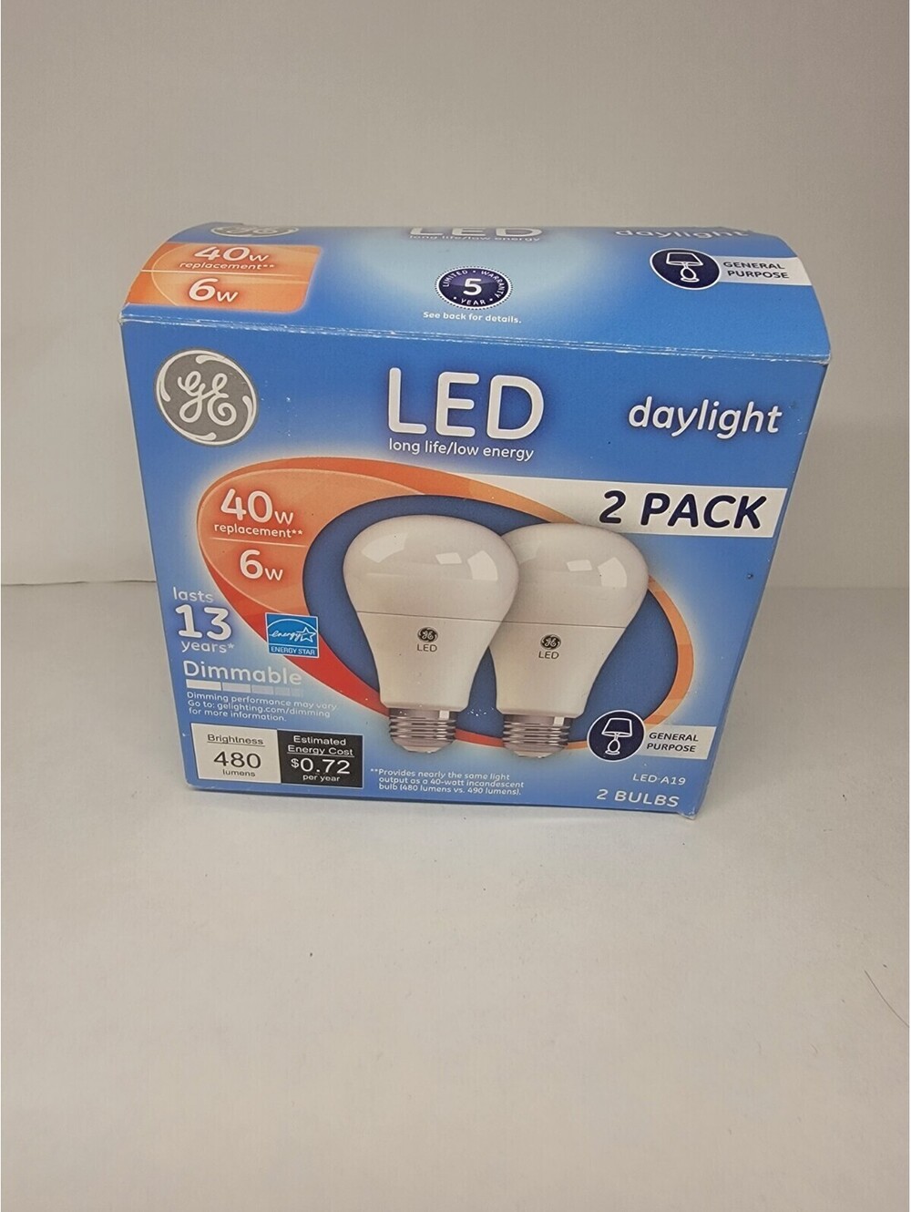 2 GE Lighting Dimmable LED Daylight Light Bulb 6-Watt 40 W replacement